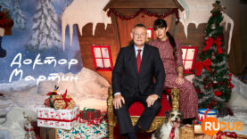 player-Doc-Martin-S10-xmas